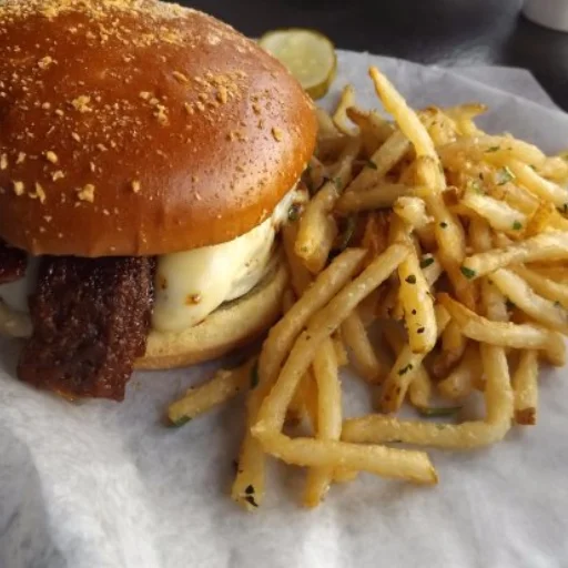 Yard House Menu With Prices | 2026 Updated Complete Guide Nashville-Hot-Chicken-Sandwich_